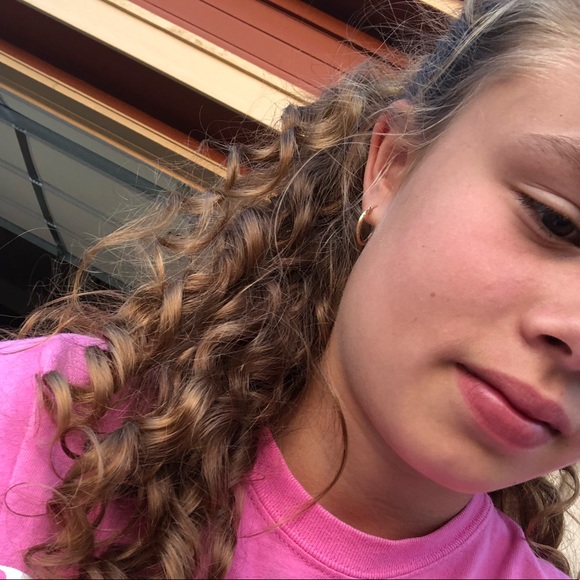 Meet your Posher, Bella - Picture 1 of 1